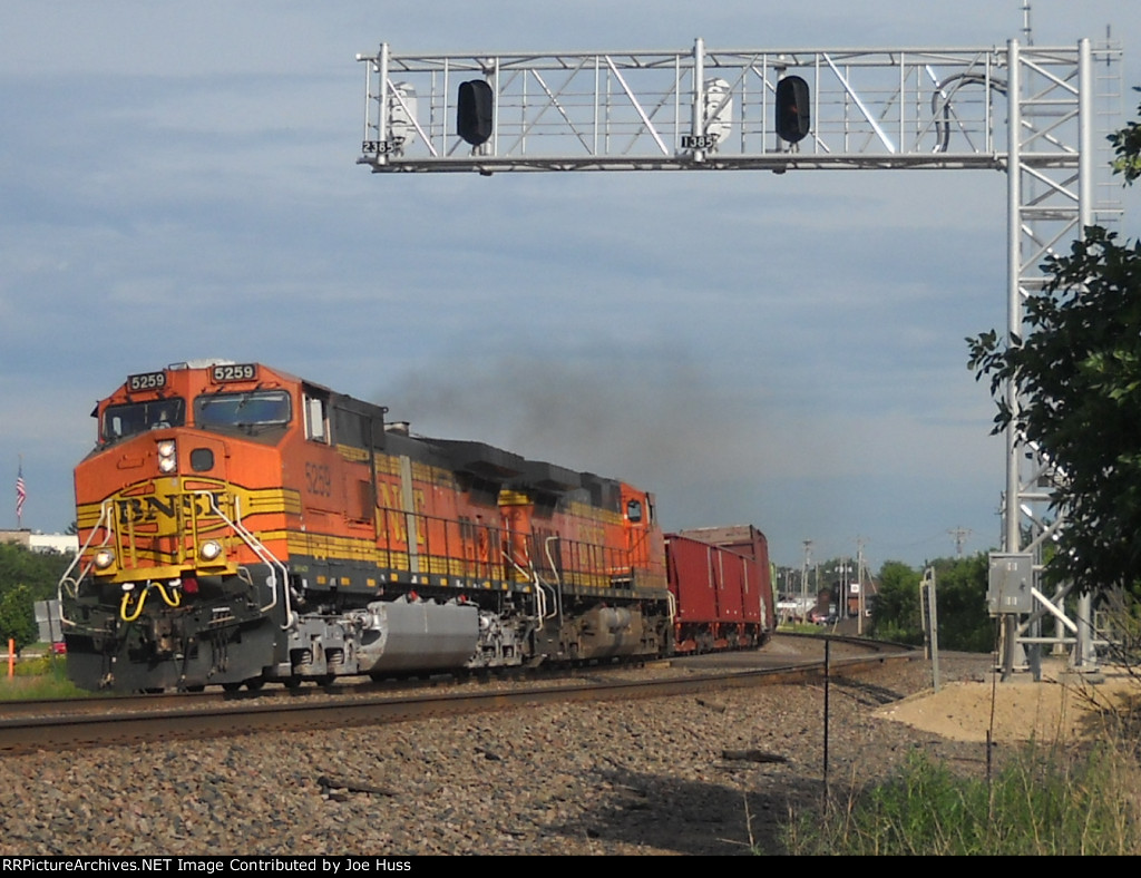 BNSF 4566 West